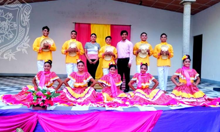 Docentes del Centro Universitario Regional, Somoto formaron parte del jurado en el Concurso Departamental de Folklore