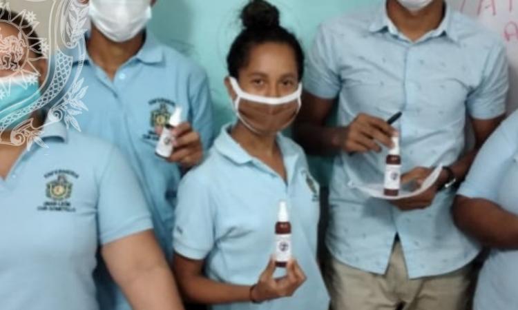 Estudiantes de la carrera de Enfermería del CUR Somotillo elaboran productos de Agroindustria y bisutería, para participar en ferias municipales