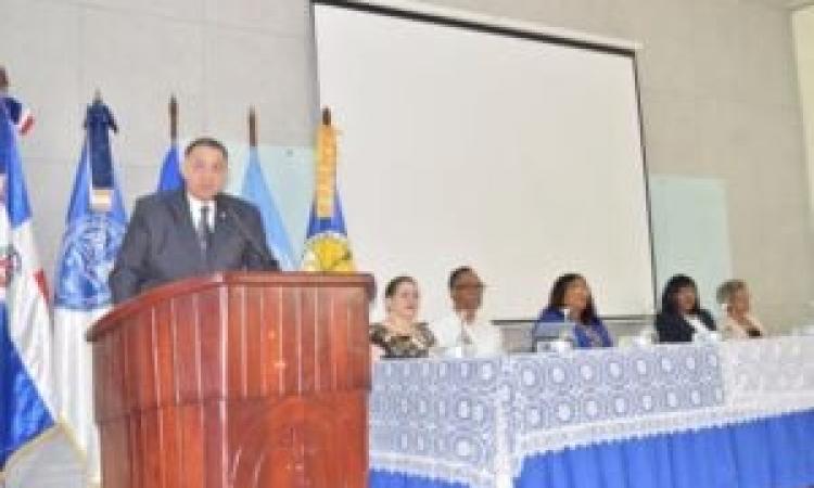 UASD organiza seminario sobre el Dengue