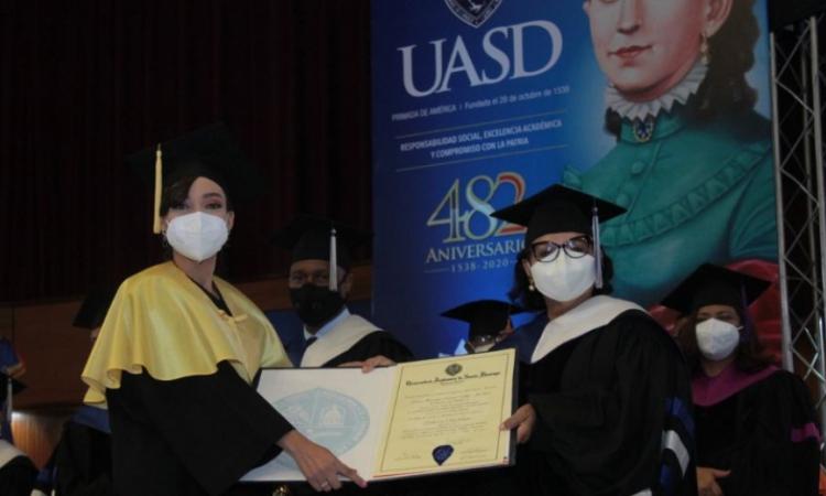 UASD gradúa de manera virtual a 1,657 nuevos profesionales
