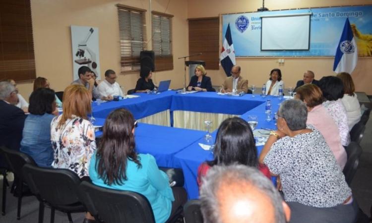 Ministerio de Educación Superior evalúa avances de Escuela de Medicina en Recinto UASD Santiago