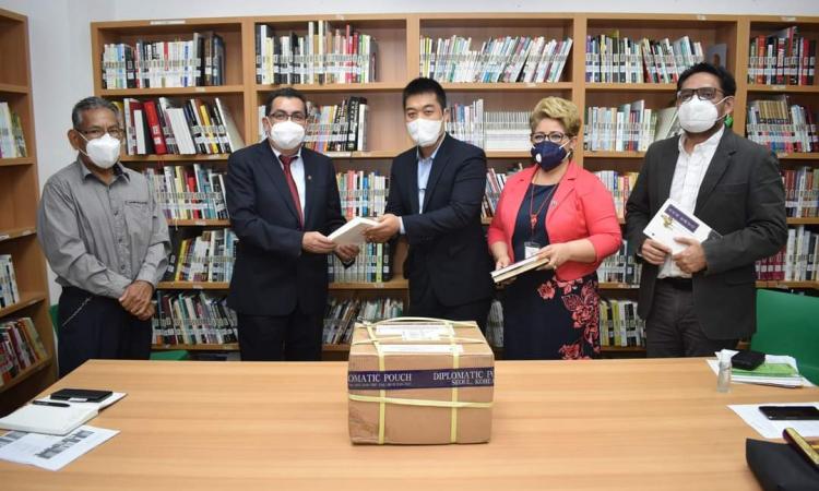 Embajadas de Corea y República Dominicana fortalecen lazos de cooperación con Humanidades 