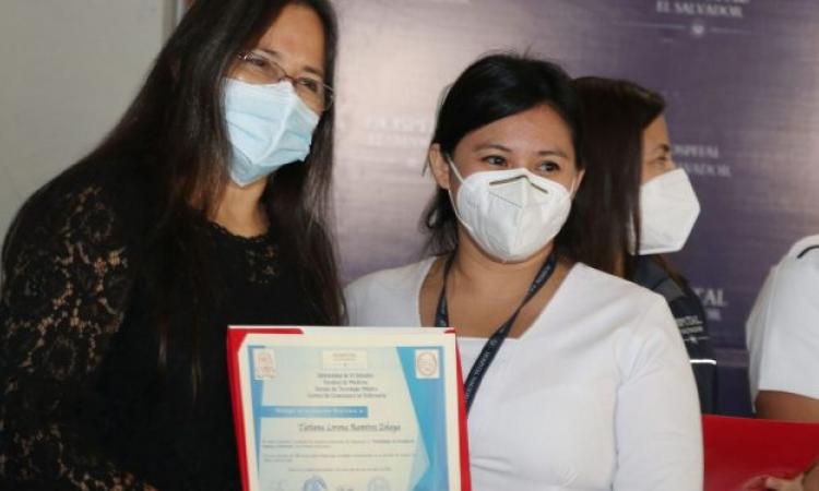 Facultad de Medicina capacita a profesionales de la Enfermería del Hospital El Salvador