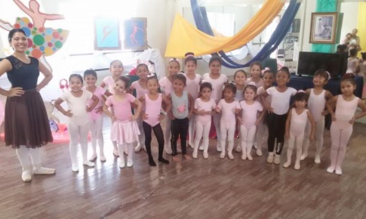 Universidad de panamá celebra el Día Internacional de la Danza