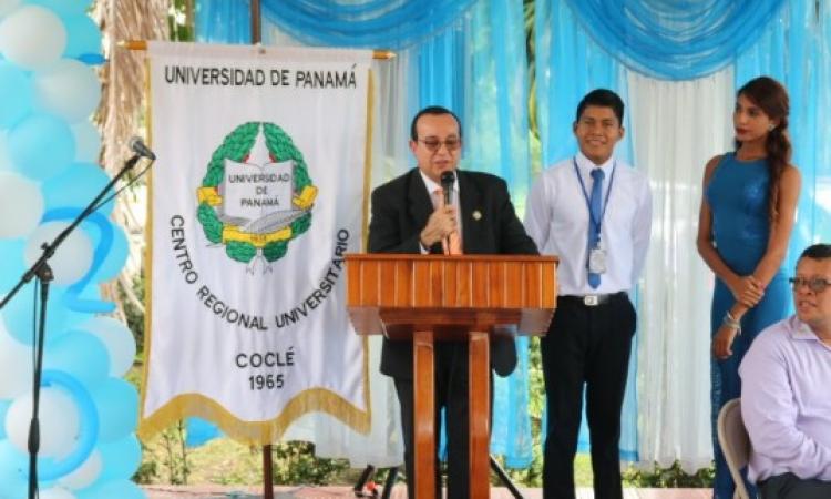 Rector Flores Castro Inaugura Nuevas Obras durante el aniversario del CRU Coclé