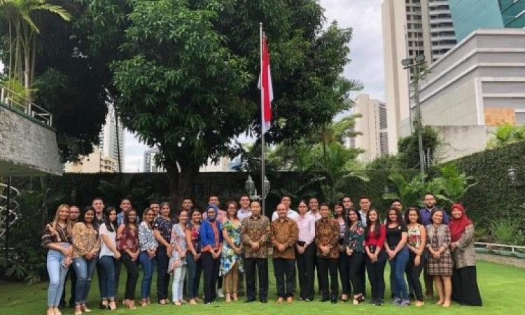Embajador de Indonesia recibió a estudiantes de Derecho Del CRUA