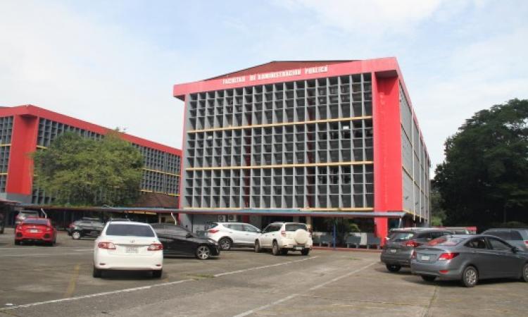 Facultad de Administración Pública de la Universidad de Panamá Impulsa Formación en Contrataciones Públicas