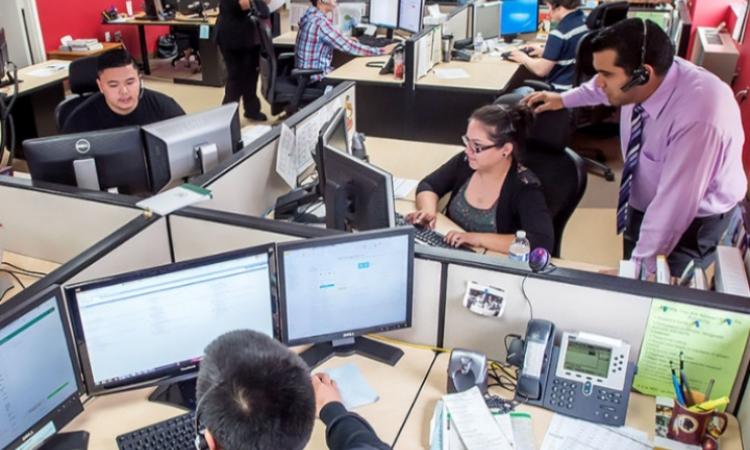 CALUSAC capacitará en línea a personas que deseen trabajar en call centers en inglés