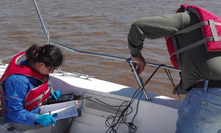  Monitorean condiciones ambientales en costas guanacastecas
