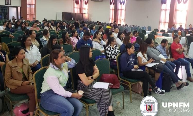  Estudiantes del PREUVS-CUED reciben inducción en la UPNFM