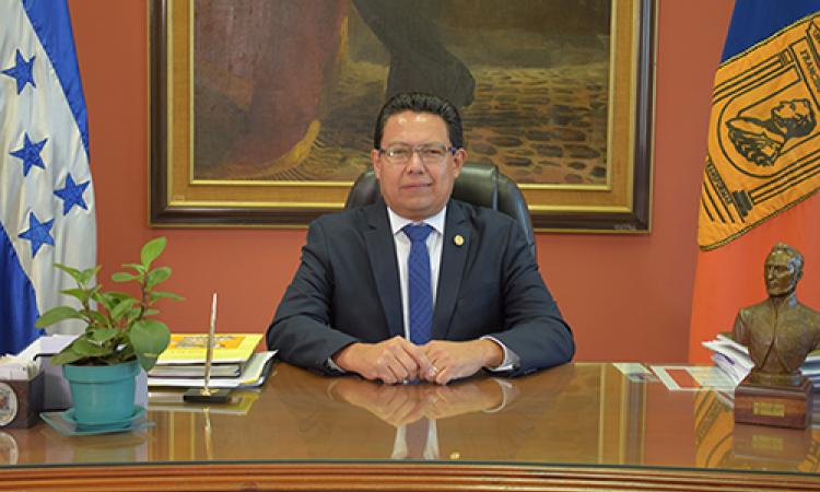 Palabras de celebración del Día del Maestro por el rector Hermes Alduvín Díaz Luna
