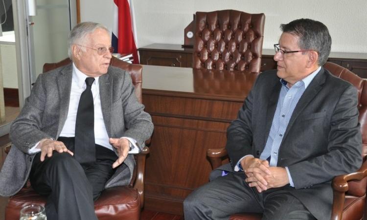Expresidente Rodríguez: “El TEC debe ser apoyado para que cada día pueda contribuir más”