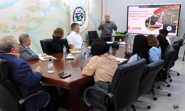 Presentan Proyecto de Vinculación en la UTP Red Comunica