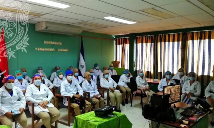 Estudiantes de la carrera de Enfermería del Centro Universitario Regional Jinotega "Marlon Zelaya Cruz" participaron en clase virtual sobre Seguridad y salud del personal y pacientes y el liderazgo de enfermería como aporte a la ciencia