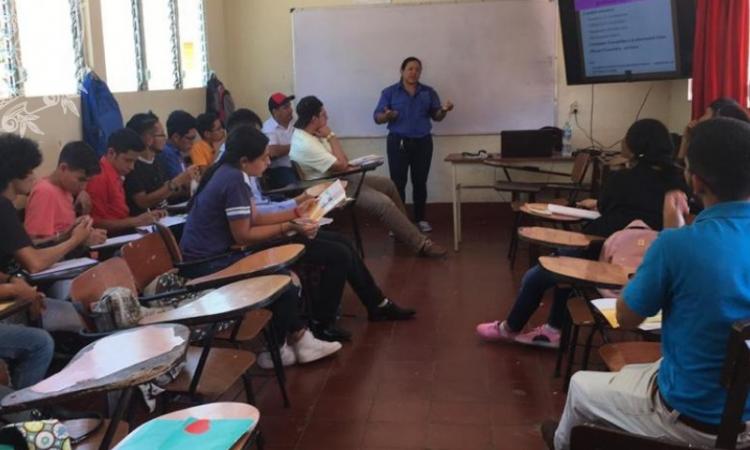 Estudiantes de la carrera de Ingeniería en Agroecología Tropical del CUR Jinotega, participaron en “Capacitación sobre plagas del cultivo de café y gorgojo descortezador del pino”