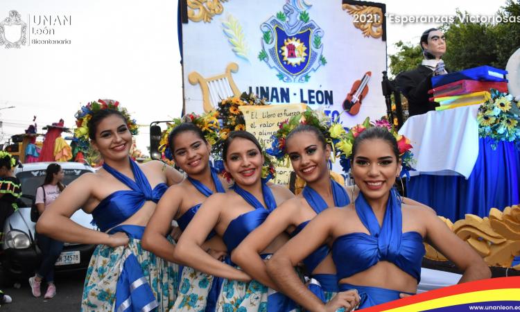 La Comunidad Universitaria de la UNAN - León Bicentenaria, participó en el Carnaval de Identidad Nacional y tradiciones