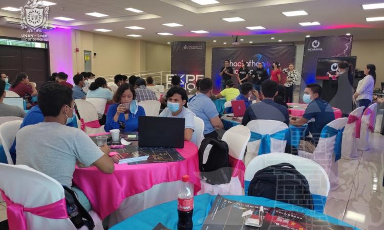 14 grupos de la UNAN-León presentes en el Ideathon