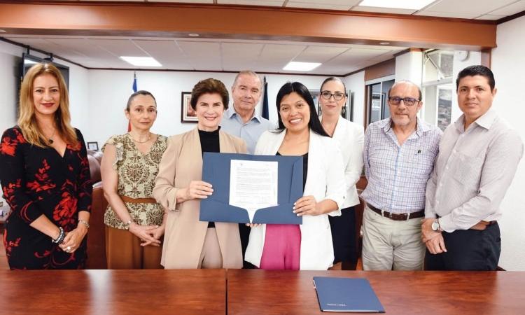 TEC y Fundación Ciudadanía Activa firman convenio de cooperación