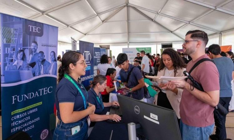 Campus San Carlos alberga primera Feria de Empleo de Procomer en la Zona Norte