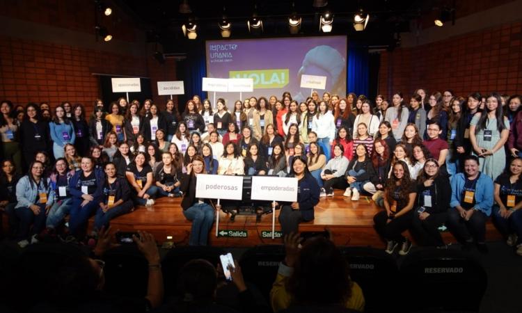 TEC impulsa la participación de mujeres en carreras STEM para la admisión 2024-2025