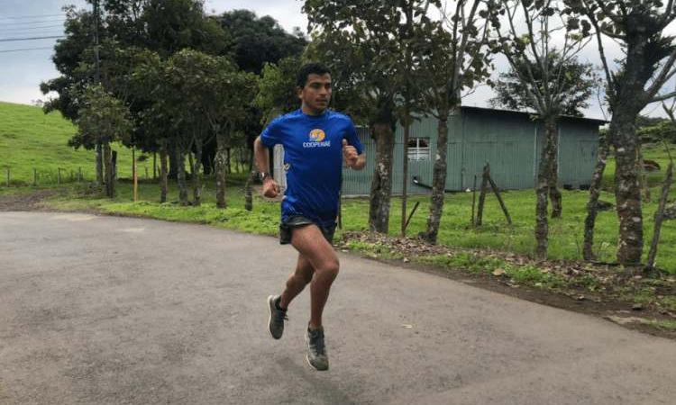 Estudiantes del TEC son convocados a Selección Nacional de atletismo