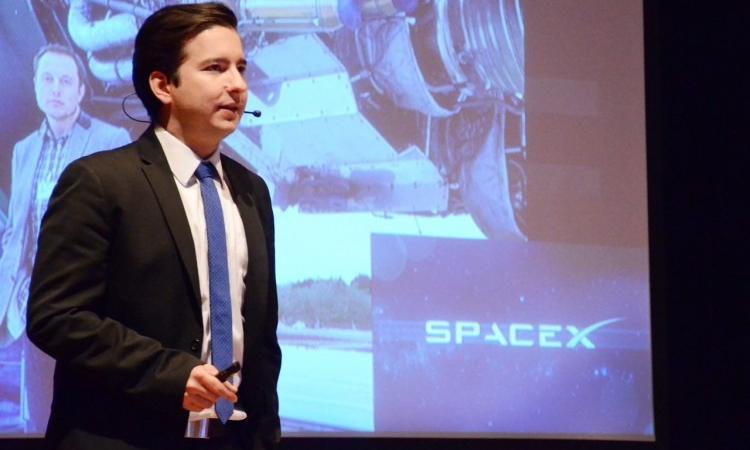 Costarricense es elegido entre los Jóvenes Líderes del Espacio por la Federación Internacional de Astronáutica