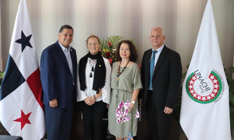 UNACHI recibe a la directora regional para México, Centroamérica y el Caribe del Servicio Alemán de Intercambio Académico DAAD