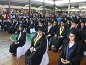 Se gradúan 134 nuevos profesionales en el Centro Regional Universitario de Barú (CRUBA)