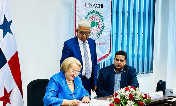 La UNACHI firma Convenio de Cooperación interinstitucional con la Universidad Estatal del Suroeste de Rusia