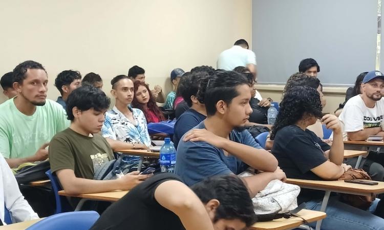 UNACHI recibe visita importante para promover el Séptimo Concurso de Micrometrajes de la Universidad de Panamá