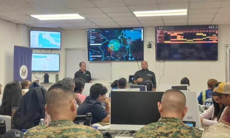 El TERICC de la Unachi participa del ejercicio de simulación por Erupción Volcánica del Barú