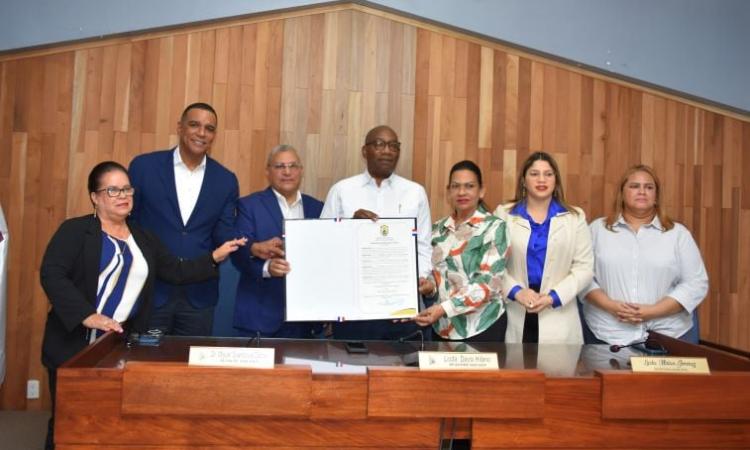 Dan primer paso para nueva Extensión UASD en provincia Espaillat