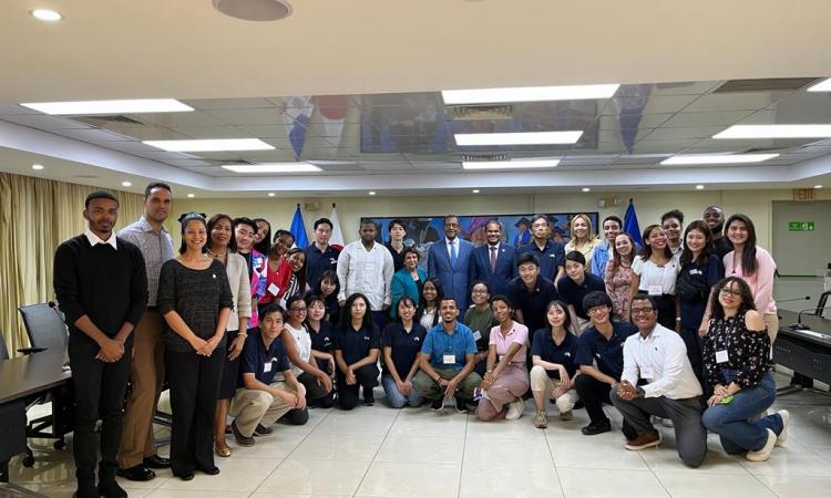 UASD reúne jóvenes japoneses y dominicanos en el marco del Programa Internacional INDEX 2023