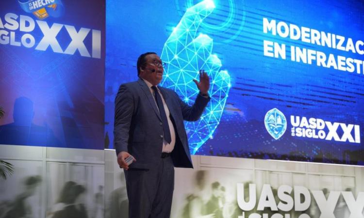 UASD lanza actualización y rediseño curricular para adaptarse a desafíos Siglo XXI