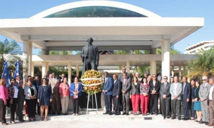 UASD conmemora el 53 Aniversario de sus escuelas de Administración, Economía y Contabilidad