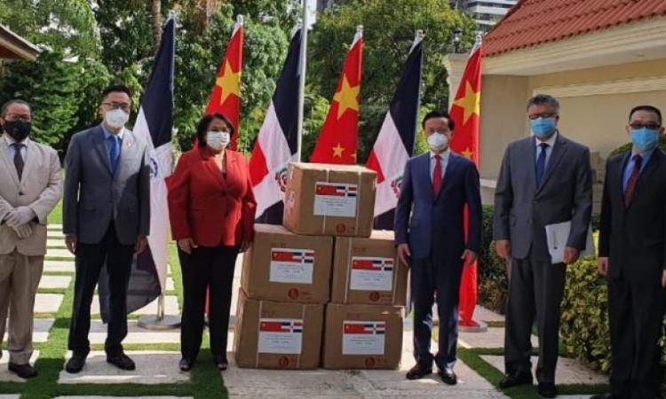 UASD recibe donación de embajada china para prevenir propagación del covid-19