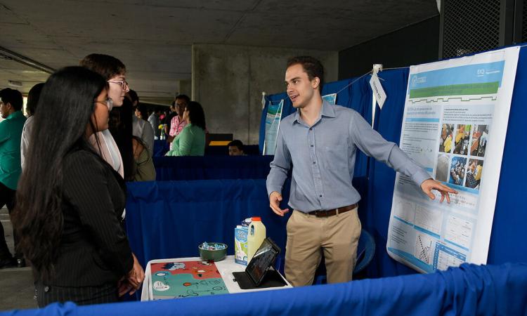 Estudiantes UCR aplican sus conocimientos en beneficio de la sociedad costarricense