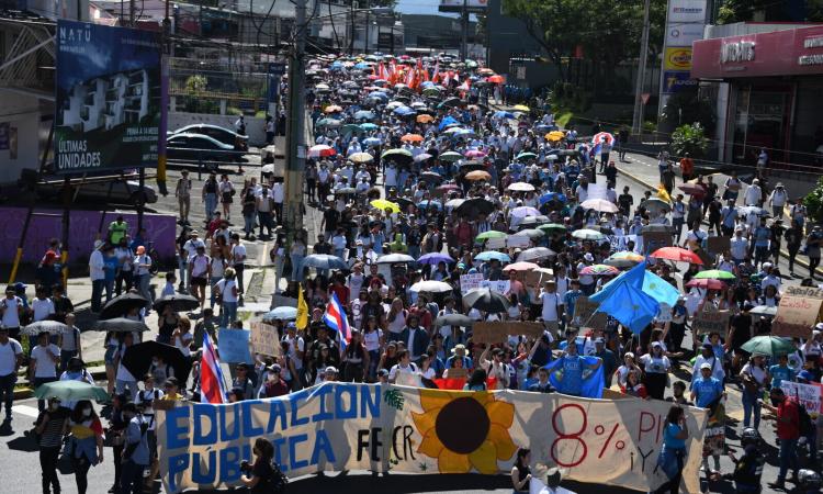 Las universidades públicas convocan a una marcha en defensa de las inversiones del país en educación