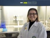 Viróloga de la UCR gana el máximo premio de Biocientífica 2024 por su excelencia profesional