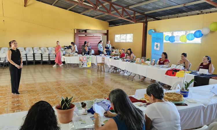 Mujeres turrialbeñas enfrentan el reto de emprender con la asesoría de un Trabajo Comunal Universitario