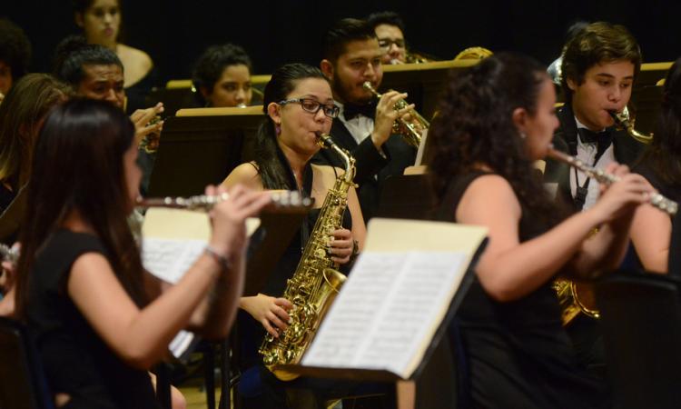 Escuela de Artes Musicales aprueba propuesta que incorpora piezas de compositoras en sus cursos y conciertos