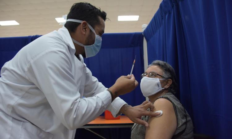 El centro de vacunación de la CCSS en la UCR iniciará la inmunización contra la influenza