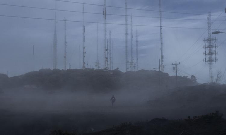 La realidad de los trabajadores de las antenas en el volcán Irazú