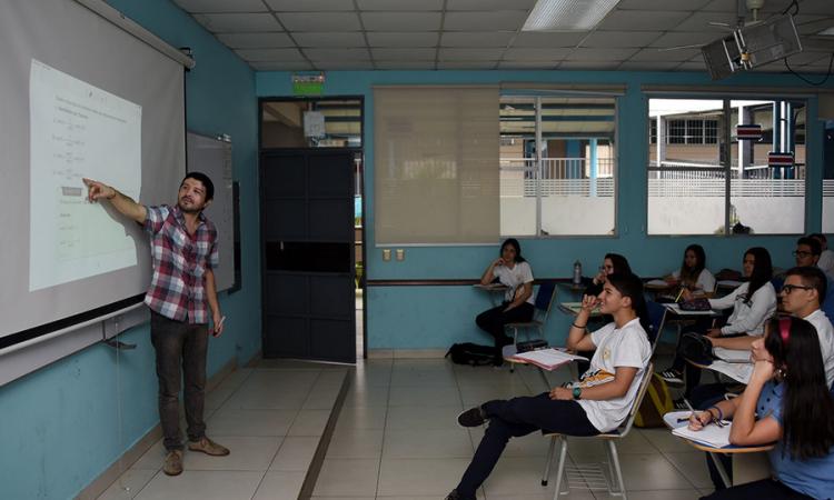 La Escuela de Matemática brindará cursos gratuitos de nivelación para estudiantes de primer ingreso