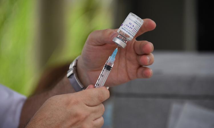Inicia nueva estrategia en el centro de vacunación de la CCSS en la UCR