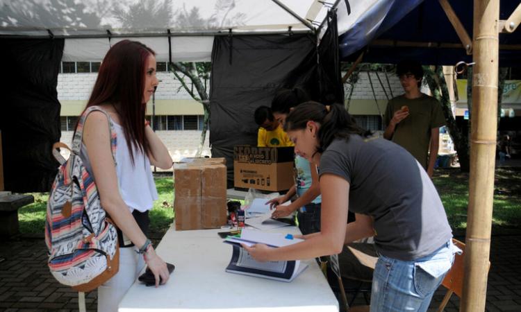 Dos grupos políticos aspiran a ocupar el directorio de la Federación de Estudiantes de la Universidad de Costa Rica