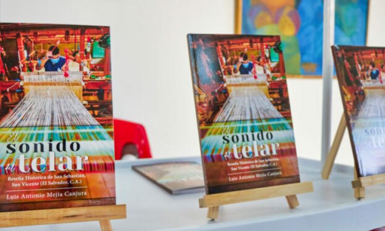  Editorial Universitaria presentó el libro “El sonido del telar”