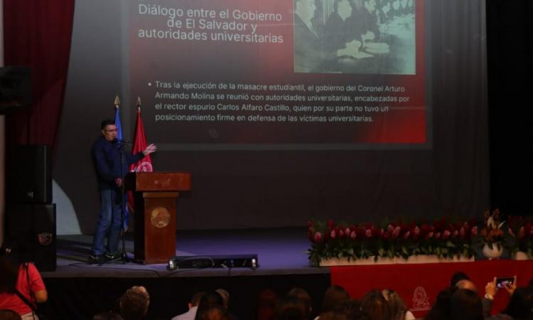 UES conmemora aniversario de 30 de julio de 1975 con foro sobre archivos del conflicto armado