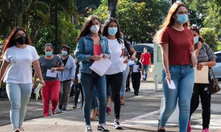 Cuenta regresiva para el examen de Ingreso UES 