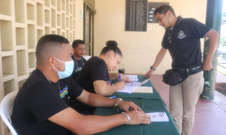 Proceso de matrícula en URACCAN recinto Bluefields